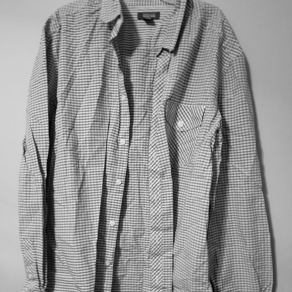 Men's Kenneth Cole button down shirt
